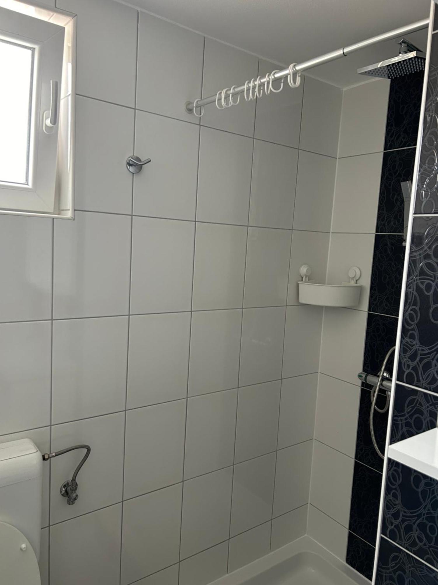 Apartmani Starcevic Vir Luaran gambar